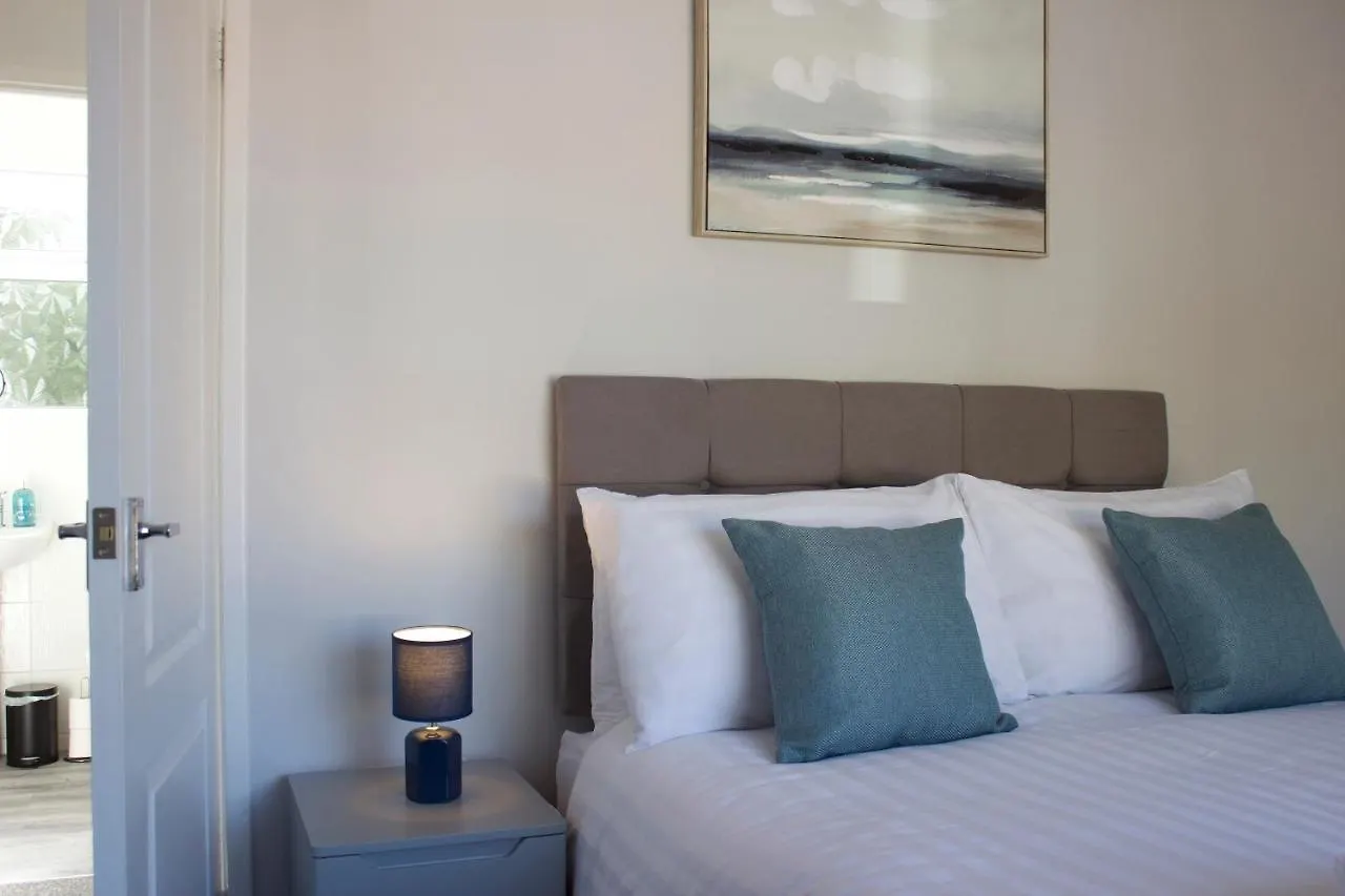 Treetops View - Cheerful & Modern Home In Bispham, Blackpool